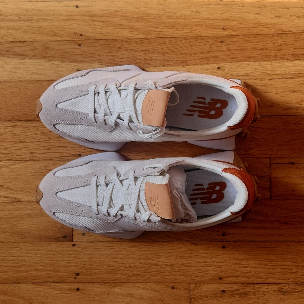 Brand New New Balance 327 -6.5W/5M